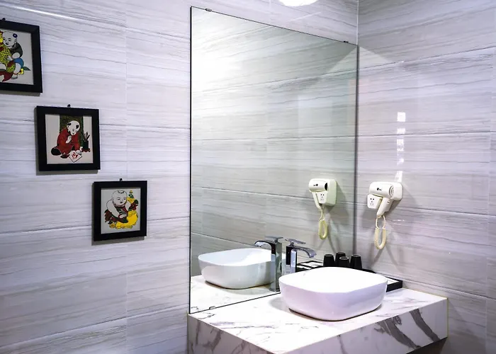 Khách sạn Pearl 2*