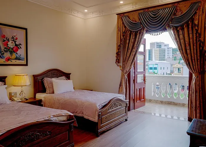 Pearl Khách sạn Hạ Long