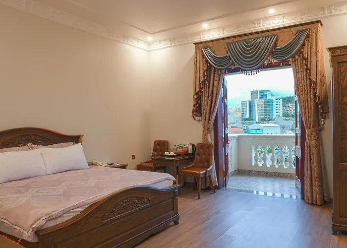 Khách sạn Pearl 2*